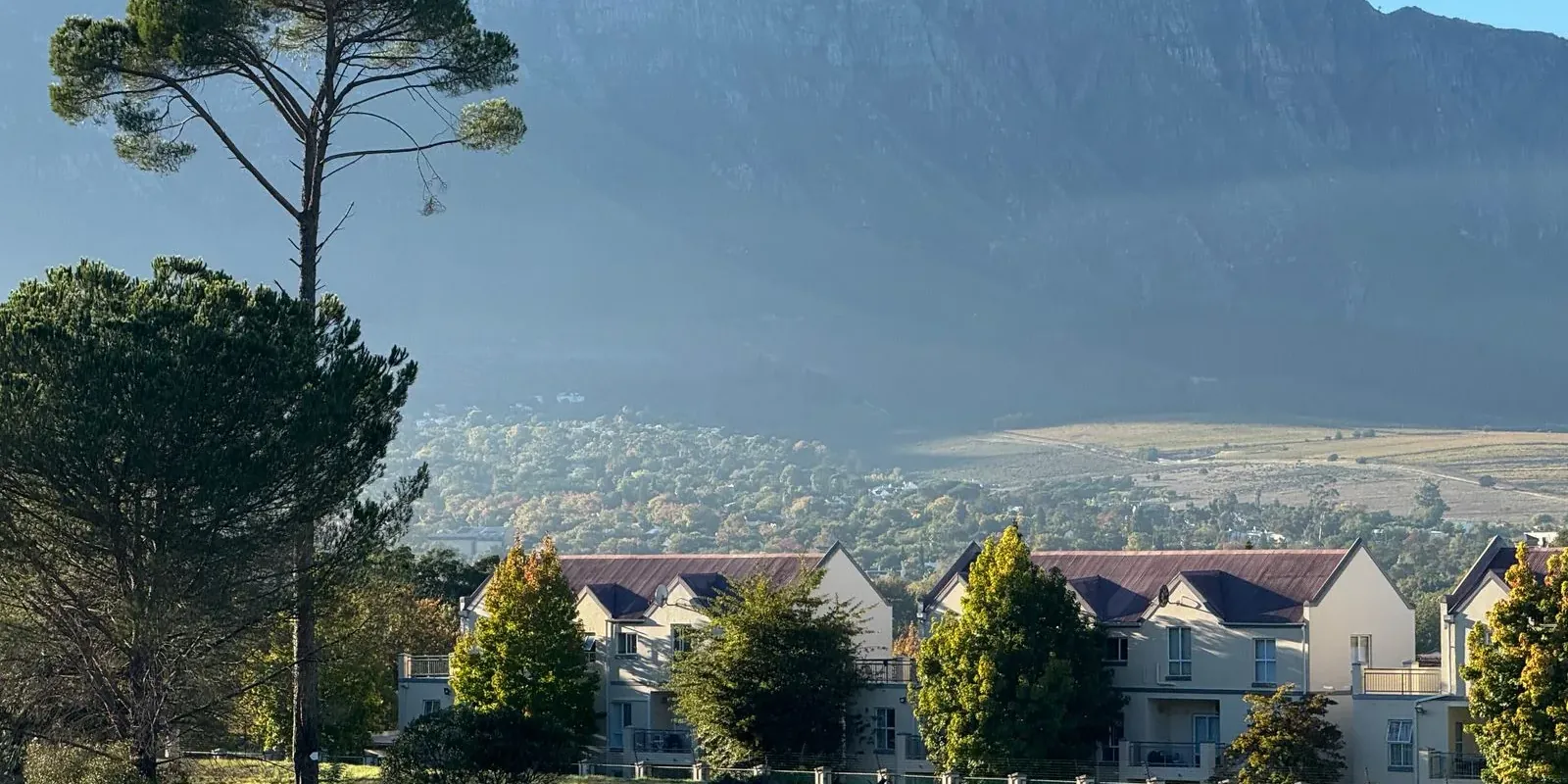 What Happens to a Mortgage Bond on a Property When the Homeowner Dies
