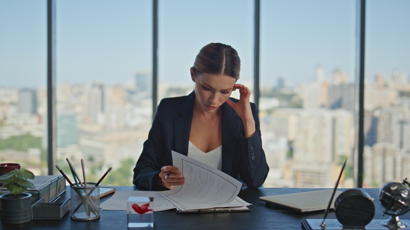 commercial law attorneys